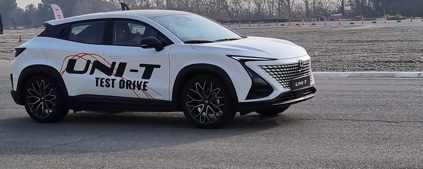 تجربه هیجان در پیست آزادی؛ تست درایو چانگان UNI-T