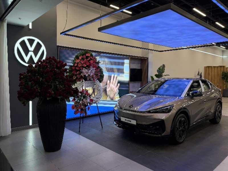 آغاز اجرای توسعه هویت برند ماموت خودرو با افتتاح نخستین شوروم در ایران‌مال