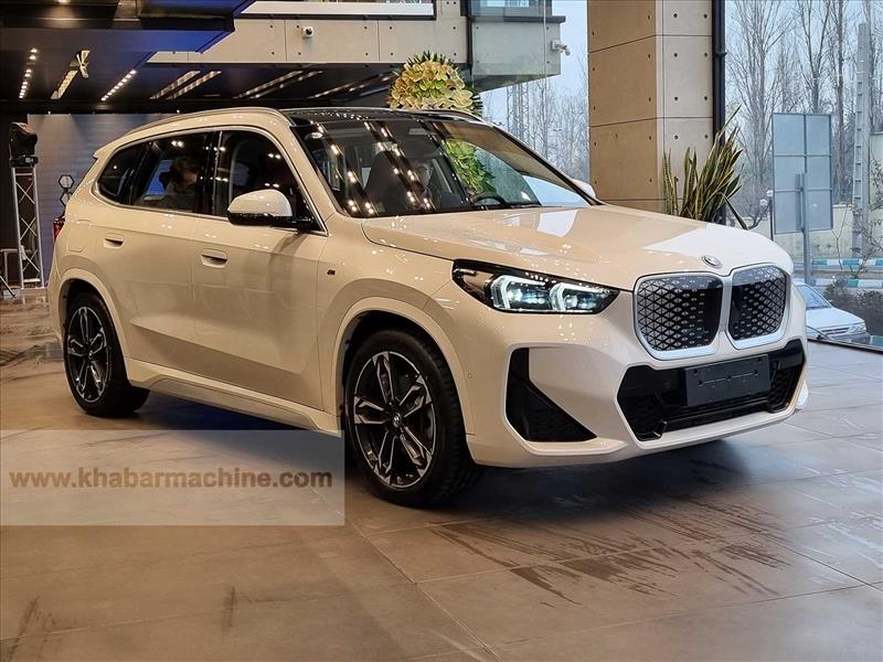 ب ام و iX1 XDrive 30 LWB در ایران رونمایی شد