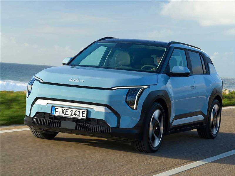کیا EV3؛ بررسی کامل خودروی سال ۲۰۲۵ | قیمت، مشخصات و فناوری‌های برتر