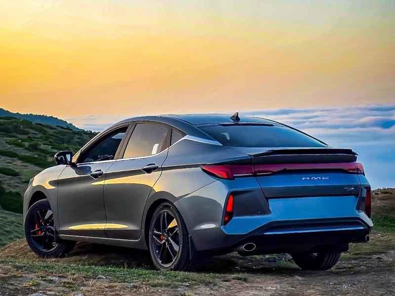 تصویر کیفیت صنعت خودرو؛ پیشتازی KMC J7 در بین سدان‌های کشور