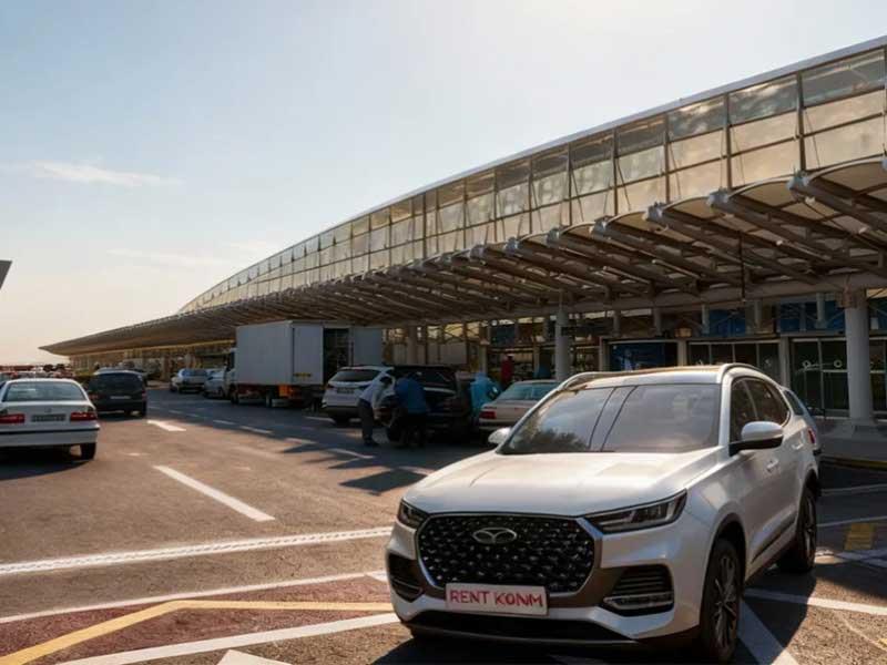 خدمات اجاره ماشین در فرودگاه امام به چه صورت انجام می‌شود؟