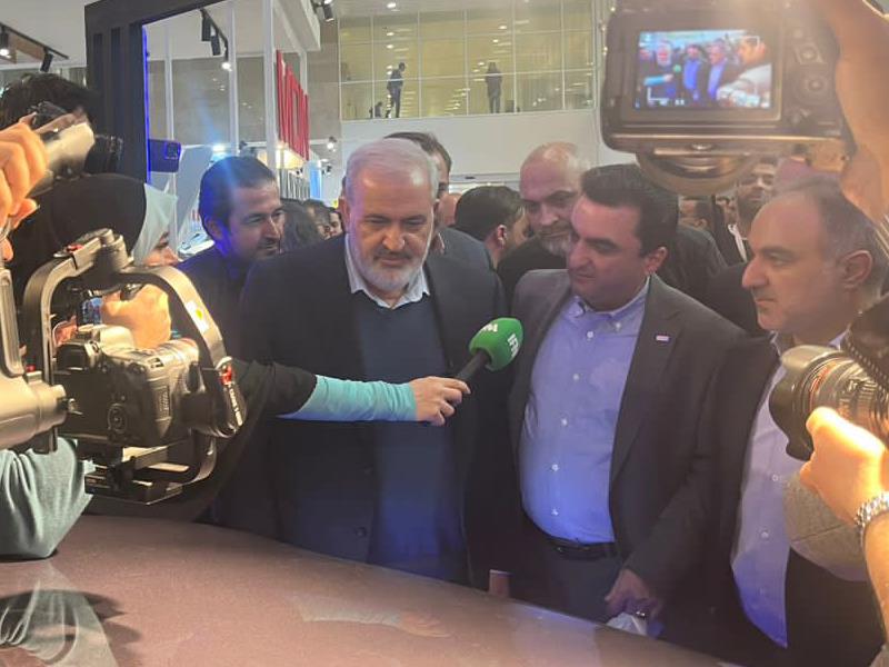 بازدید وزیر صمت از غرفه نبکا در نمایشگاه خودرو تهران