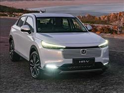 بررسی جامع امکانات ایمنی و رفاهی هوندا HR-V وارداتی آذریوردسال