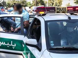 سرقت مرگبار لندکروز از شاگرد نمایشگاهی/ قاتل مسلح به دام پلیس افتاد
