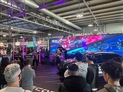 حضور اکودا–لوکانو جهانی در رویداد هفته بازی میلان و کارتون‌میکس